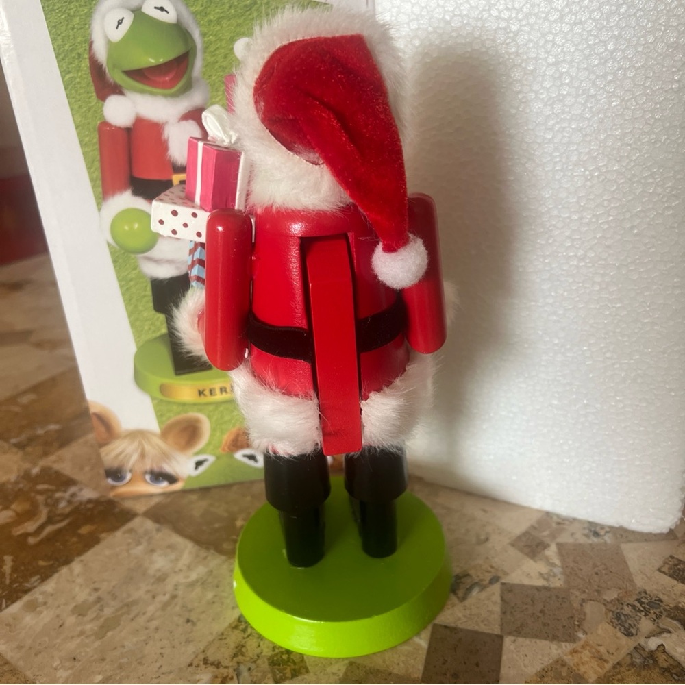 Kermit The Frog Nutcracker Kurt Adler Muppets Christmas Disney 10” NEW IN BOX - Picture 6 of 13